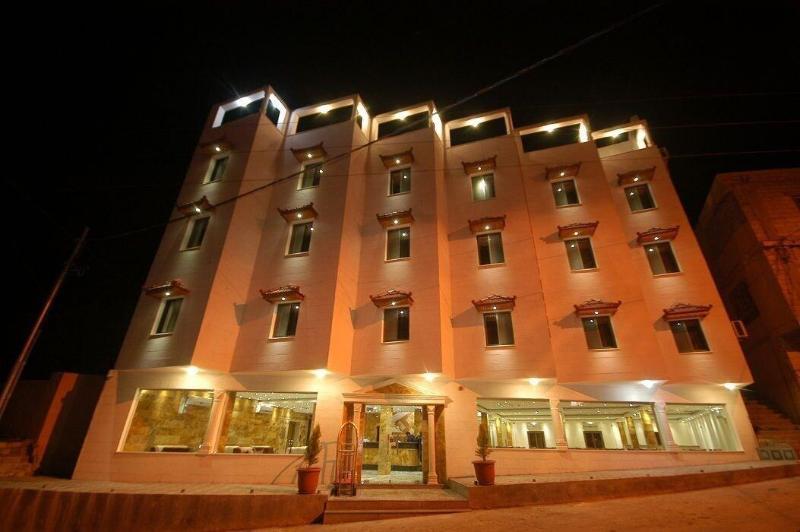 Sharah Mountains Hotel - Lobi