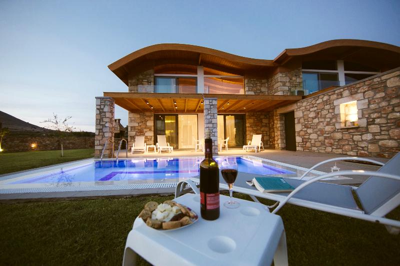 Estrella Villas - Genel