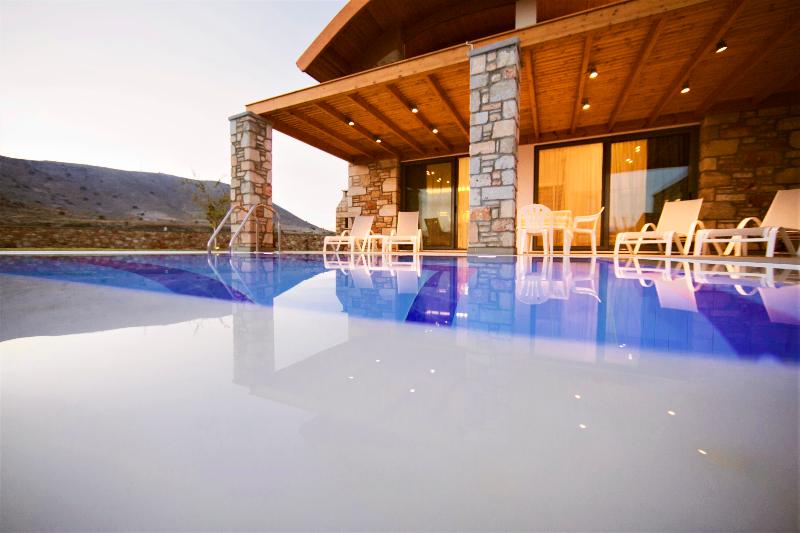 Estrella Villas - Havuz