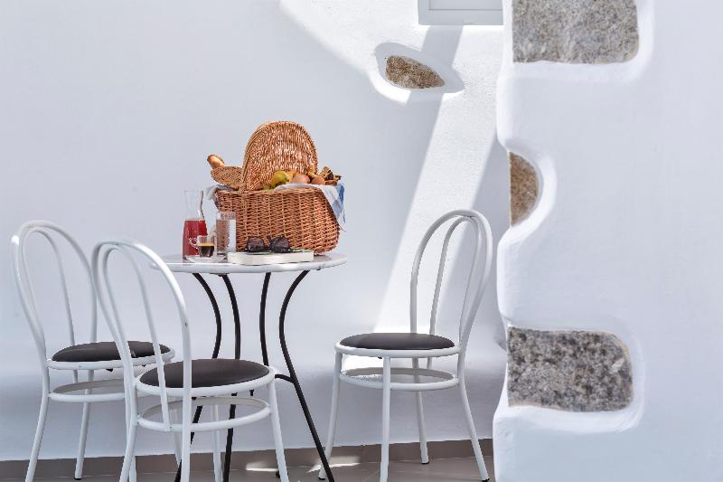 Colours of Mykonos - Bar