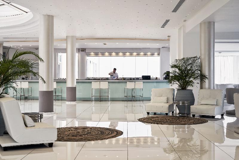 Aulus Chania Resort, Curio Collection by Hilton - Bar