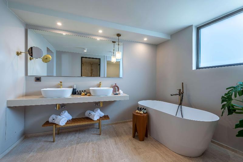 Aulus Chania Resort, Curio Collection by Hilton - Oda