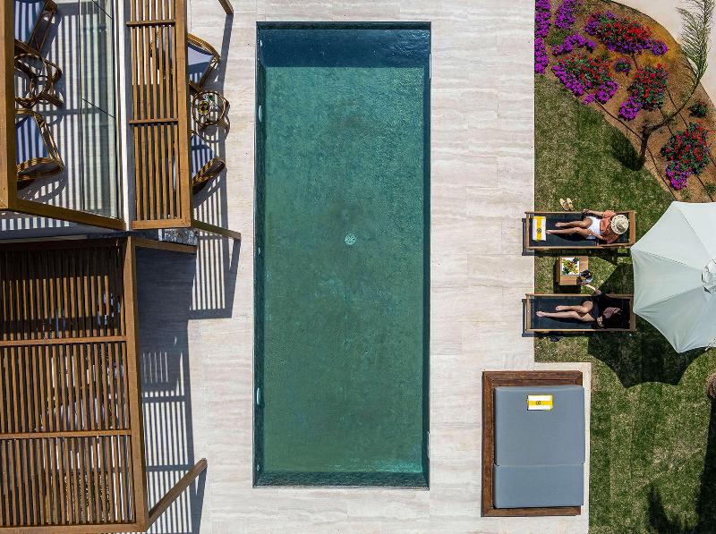 Aulus Chania Resort, Curio Collection by Hilton - Havuz