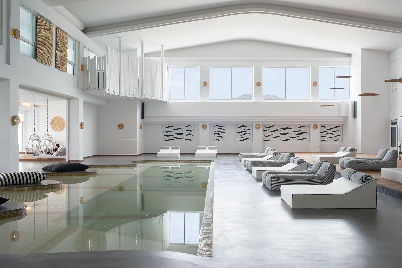 Aulus Chania Resort, Curio Collection by Hilton - Havuz