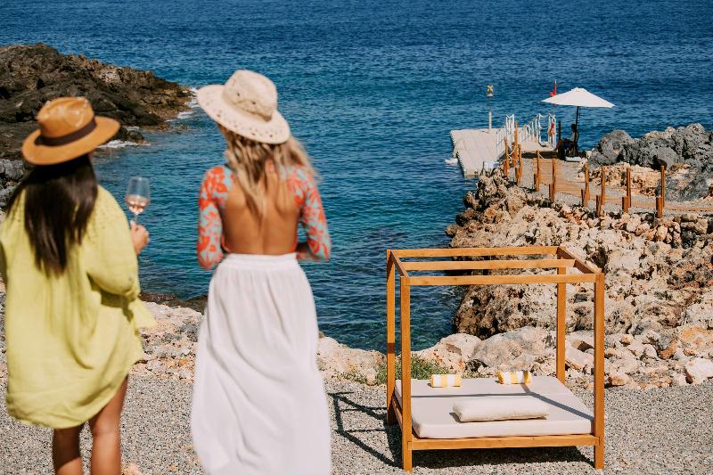 Aulus Chania Resort, Curio Collection by Hilton - Plaj