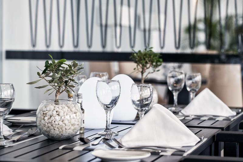 Aulus Chania Resort, Curio Collection by Hilton - Restoran