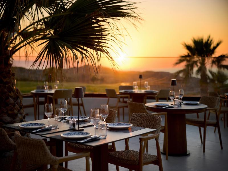 Aulus Chania Resort, Curio Collection by Hilton - Restoran