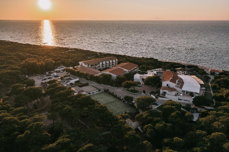 MClub Del Golfo - Genel