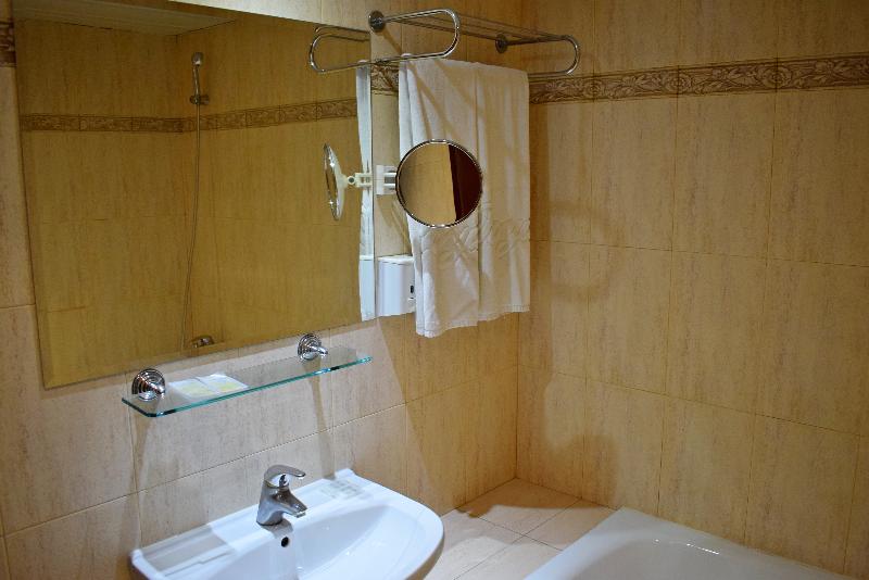 Royal Beach Hotel - Oda