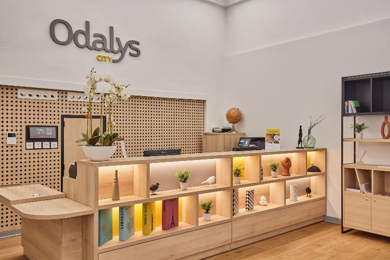 Odalys City Montpellier Centre Gare Saint Roch - Lobi