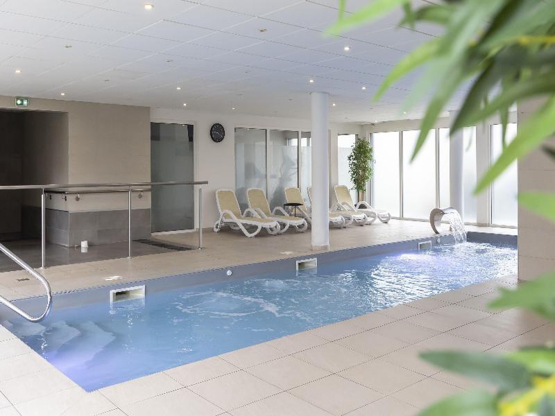 Appart'hôtel Odalys City - Colmar Centre - Havuz