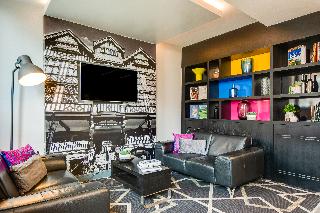 Roomzzz Chester City fotoÄŸrafÄ±