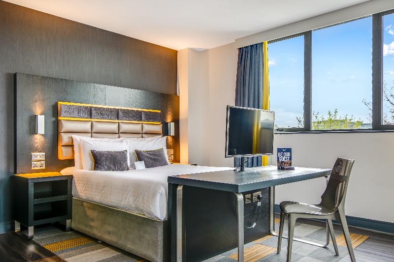 Roomzzz Chester City - Oda