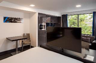 Roomzzz Chester City fotoÄŸrafÄ±