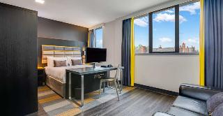 Roomzzz Chester City fotoÄŸrafÄ±