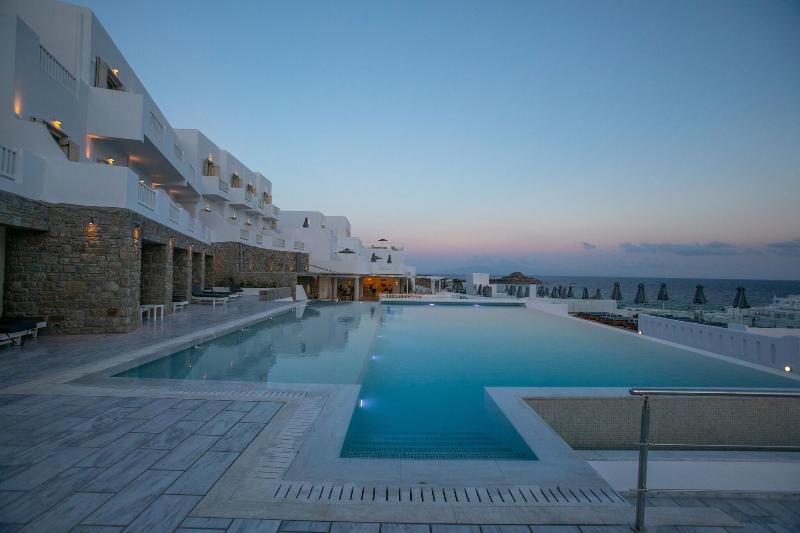 The George Hotel - Havuz