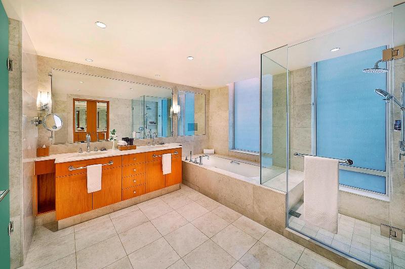 The Ritz Carlton, DIFC Executive Residences - Oda