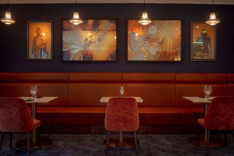 DoubleTree by Hilton London Elstree - Restoran