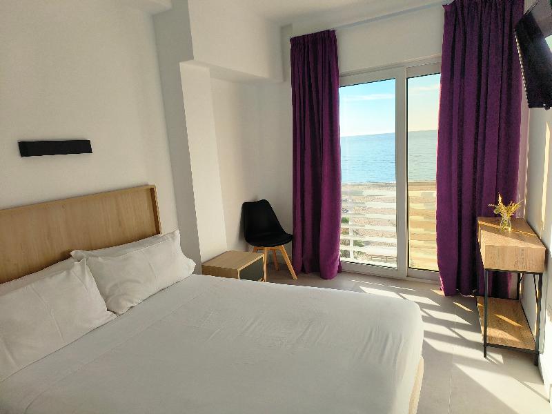 Hotel Mediterraneo by Croma - Oda