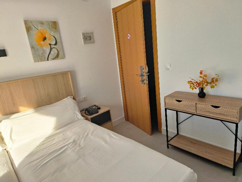 Hotel Mediterraneo by Croma - Oda