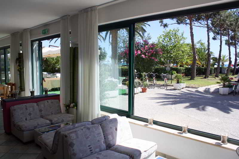 Hotel San Remo Villa Rosa fotoÄŸrafÄ±