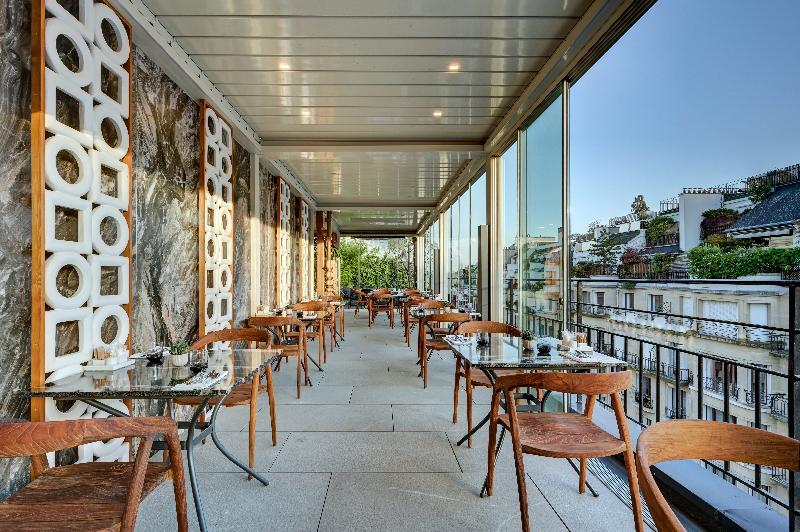 The One Alma Paris - Teras