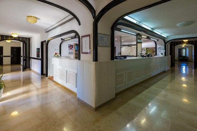 Hotel Kastel - Lobi