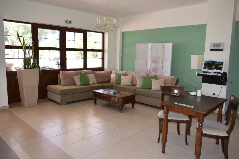 Pefkos Village Resort - Lobi