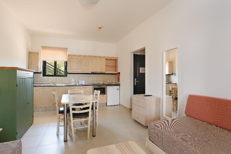 Pefkos Village Resort - Oda