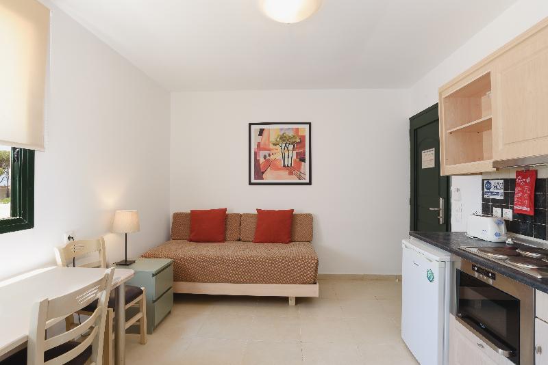Pefkos Village Resort - Oda