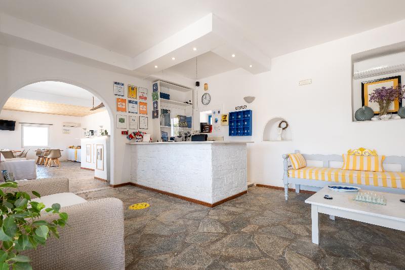 Naoussa Hotel - Lobi