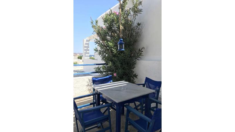 Naoussa Hotel - Oda