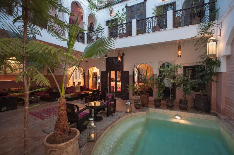 Riad Anya - Genel
