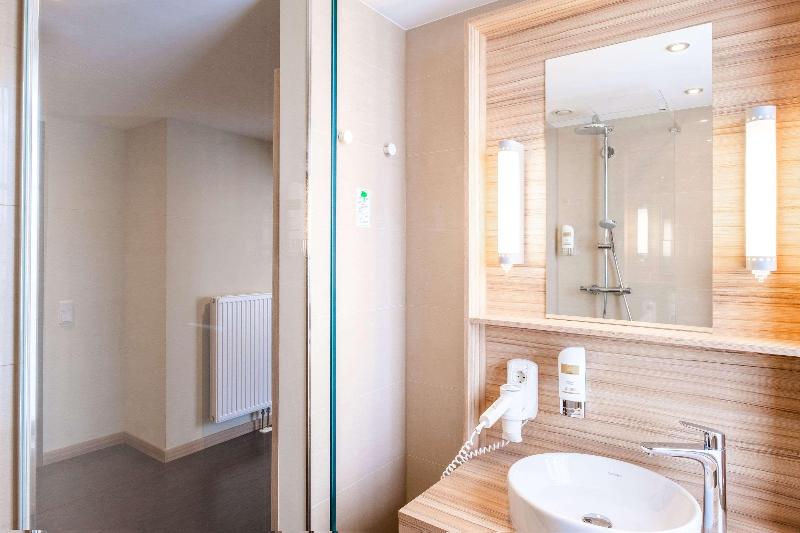 Star G Hotel Premium Dresden Altmarkt - Oda