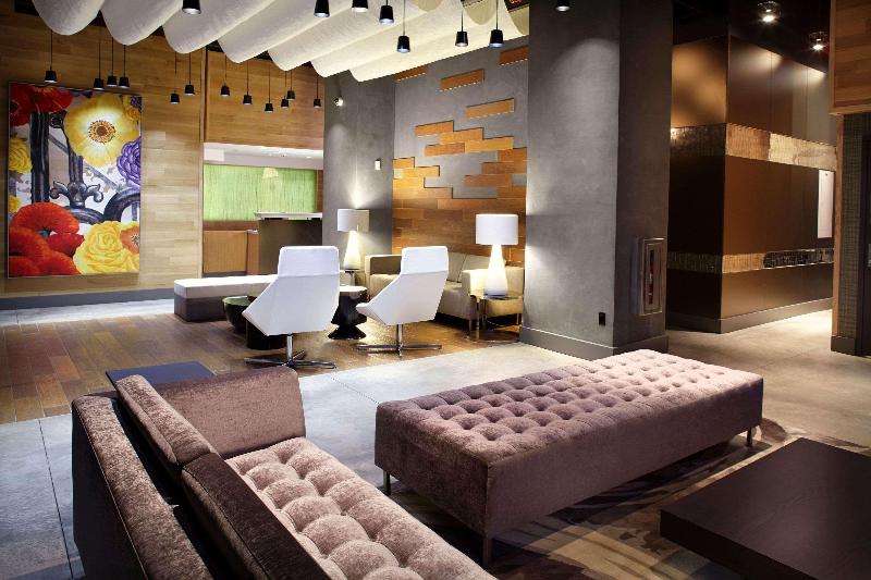Cambria Suites Chelsea - Lobi