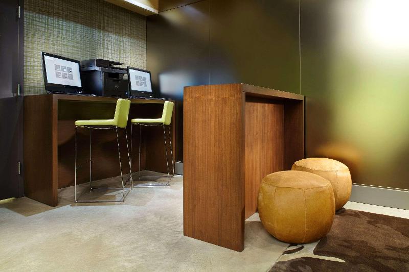 Cambria Suites Chelsea - Toplantı