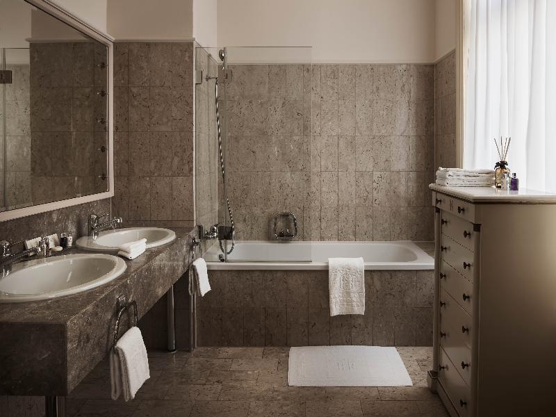 Grand Hotel National Luzern - Oda