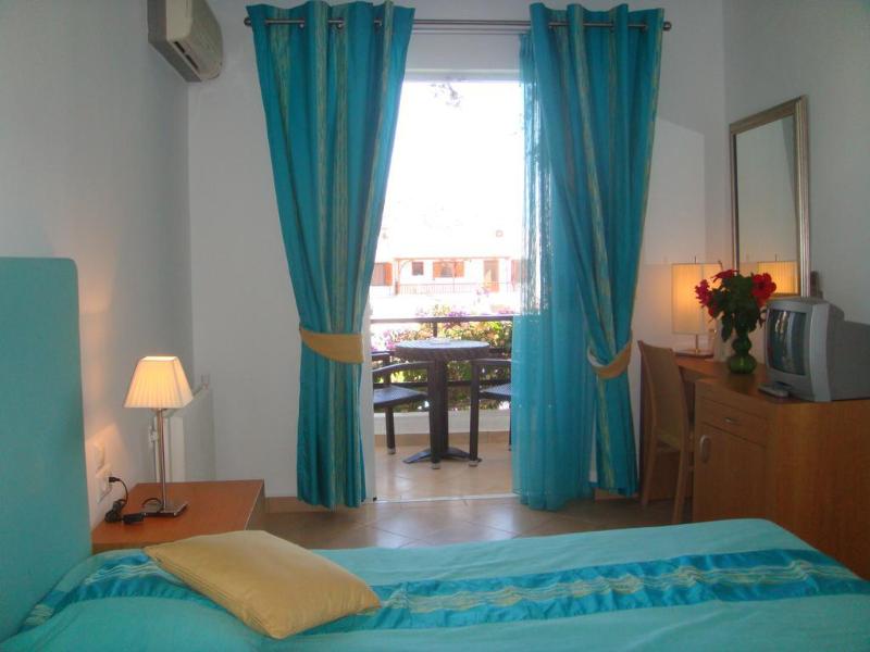 Skala Hotel - Genel