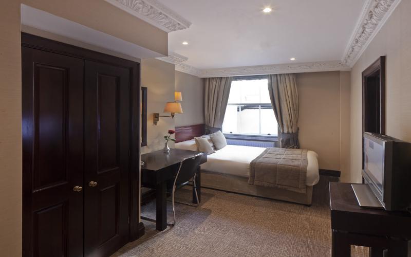 Grange Clarendon Hotel - Oda