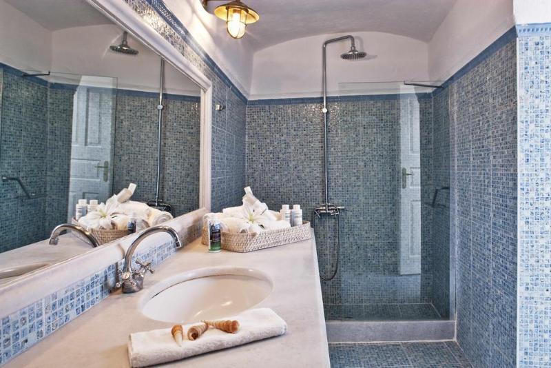 Thireas Hotel - Genel