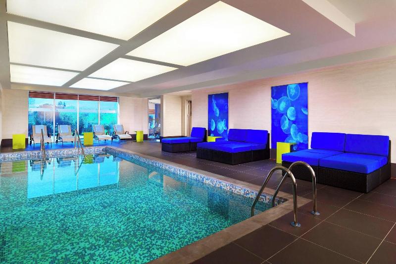 Aloft Bursa Hotel - Havuz