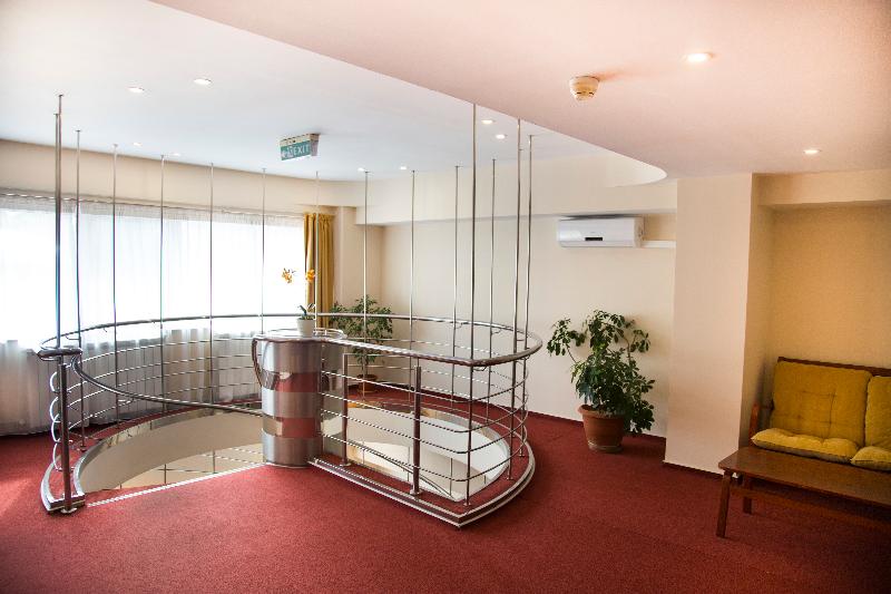 Hotel Herastrau - Lobi