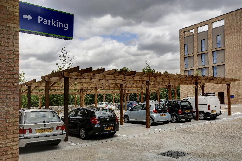 Holiday Inn Express London - Excel - Lobi