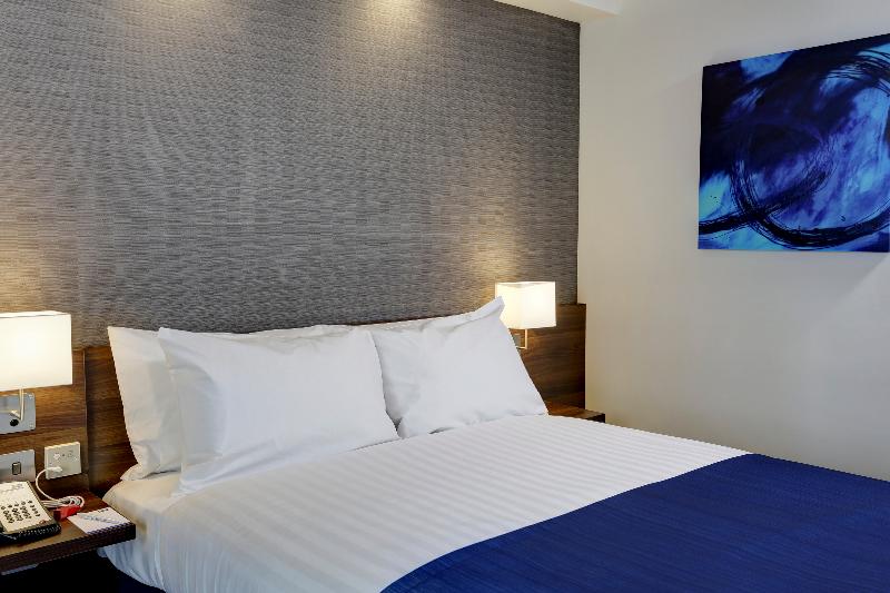Holiday Inn Express London - Excel - Oda