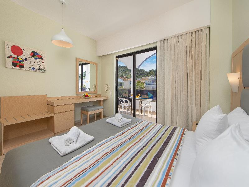 Sunny Days Hotel - Oda