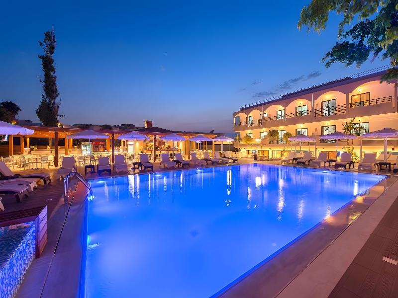 Sunny Days Hotel - Havuz