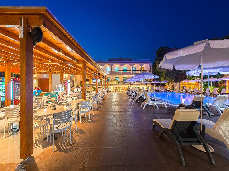 Sunny Days Hotel - Havuz