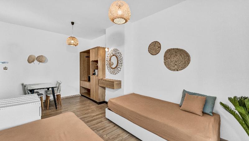 Sunset Beach Hotel - Oda