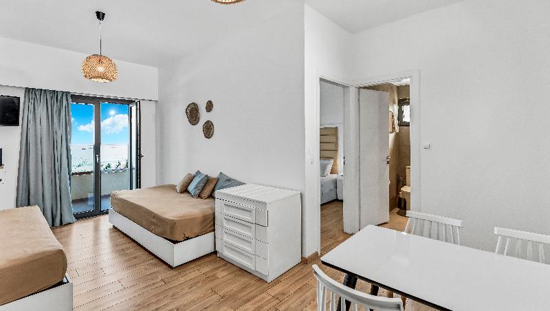 Sunset Beach Hotel - Oda