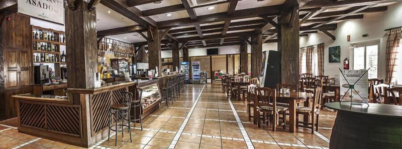 Hotel Asador Albenzaire - Bar